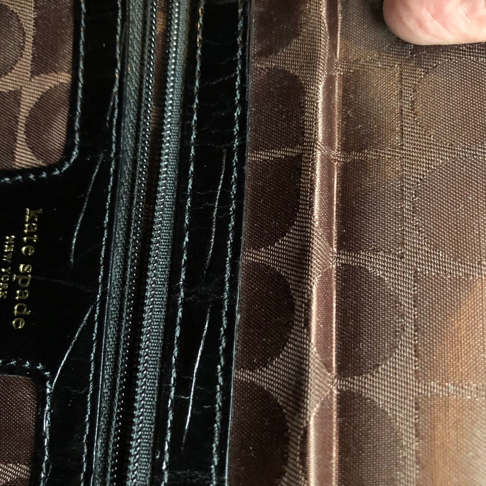 Authentic Kate Spade Purse - Picture 6 of 9